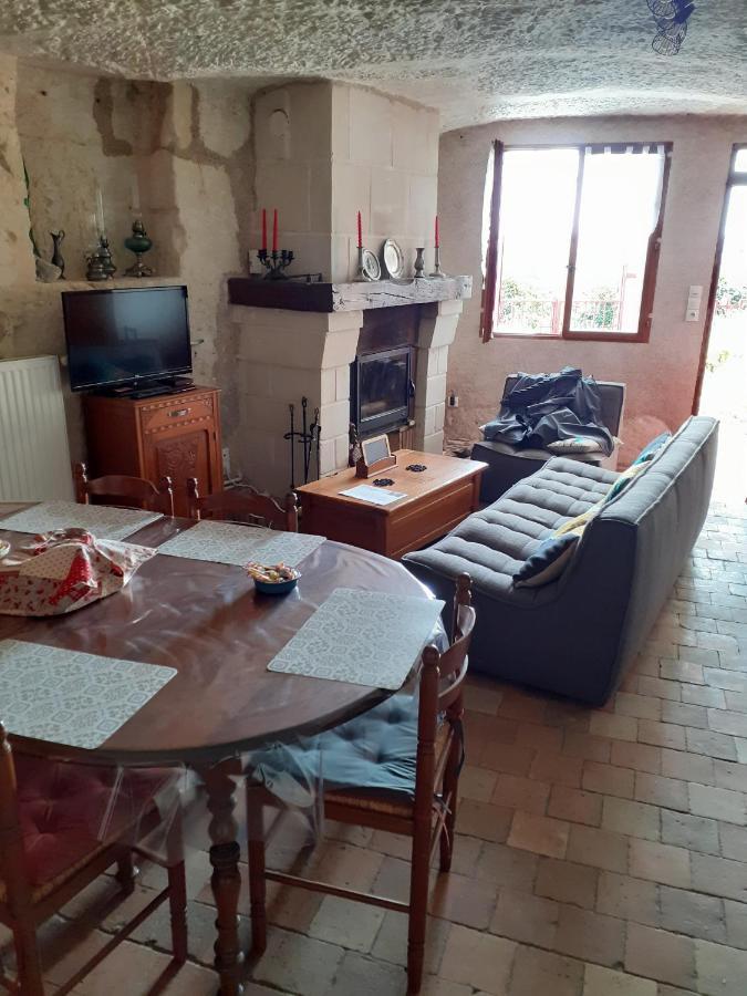 Gite Troglodyte Les Iris Villiers-sur-Loir Exterior foto